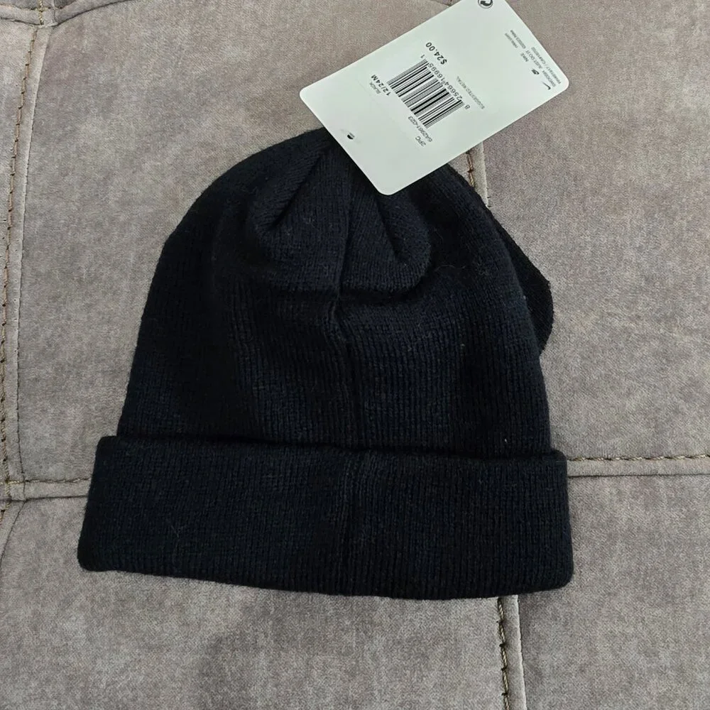 NWT Nike Baby Beanie and Mittens 2 Piece Set 12-24 Months
